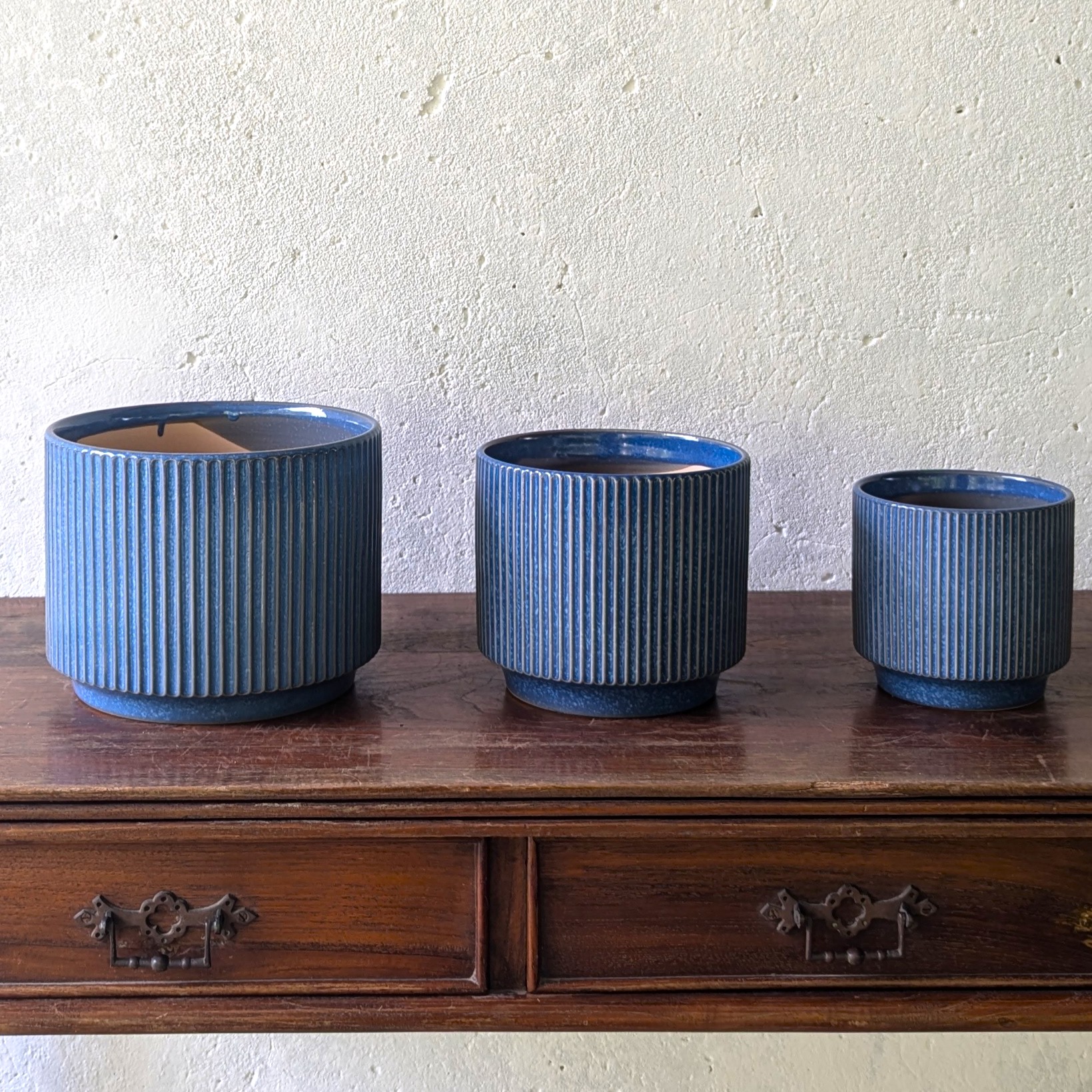 Blue Ribed Pot