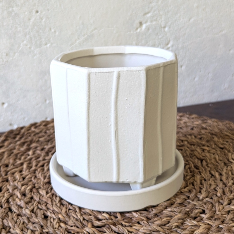 Ivory ZIGGY Ceramic Pot